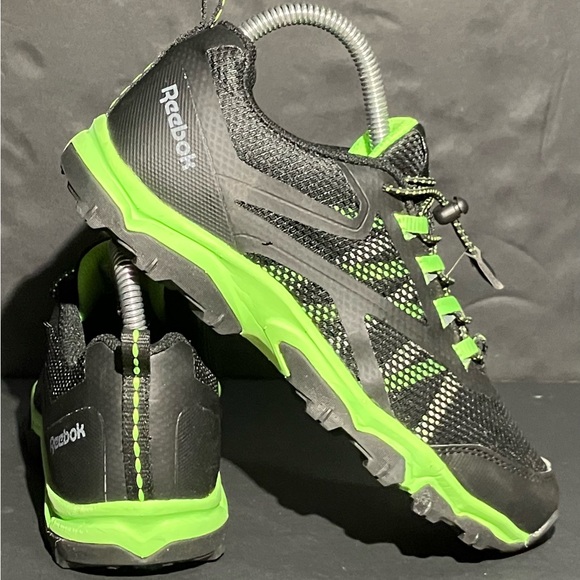 REEBOK RUGGED RUNNER SHOES LOW BOYS SIZE 4.5 EF6580 - Picture 2 of 11